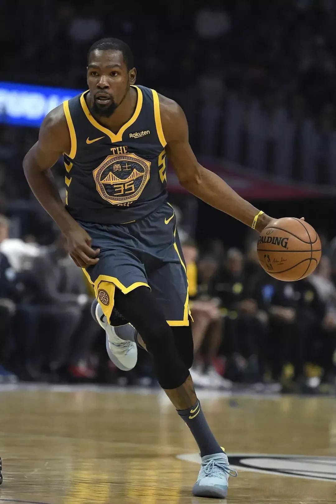 更可能是球 更可能是球